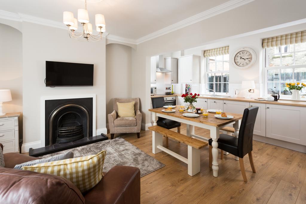 Villa Cintra House Whitby Esterno foto